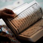 Pakistán aprueba enseñanza obligatoria del Corán en colegios