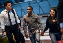 Douglas Costa llegó a Turín para firmar con la Juventus