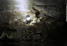 Israel descubre cueva que guardó manuscritos milenarios