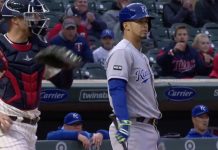 Cheslor con dos ponches ante Minnesota en el Target Field