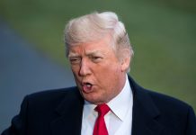 Trump carga nuevamente contra el FBI