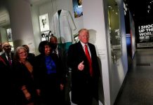 Trump condena «horribles y dolorosas» amenazas antisemitas en EEUU