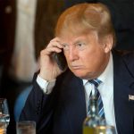Ya no se podrá usar celulares en el entorno de Trump en la Casa Blanca
