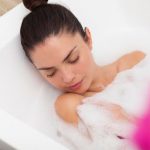 ¿Por qué siempre deberías bañarte antes de irte a acostar?