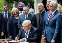 Trump firma orden ejecutiva para fortalecer ciberseguridad en EE.UU.