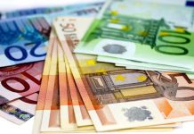 Descubren un millón de euros en Francia en automóvil procedente de España