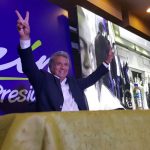 Elecciones Ecuador: Lenin Moreno encabeza cifras oficiales