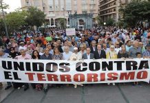 Miles se manifiestan contra el terrorismo en España