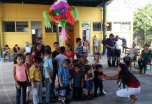 Bomberos en Estelí celebran día de la niñez