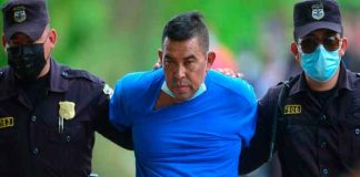 el salvador, expolicia, prision, acusacion, asesinatos,