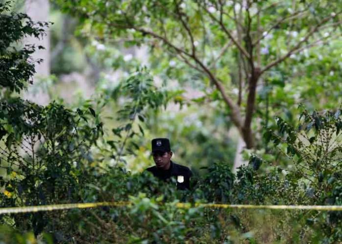 el salvador, chalchuapa, casa, expolicia, encuentro, cuerpos,