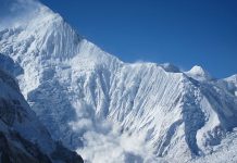 Tres muertos por avalancha de nieve en los Alpes franceses