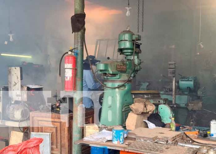 Fumigacion nicaragua, managua, jornada de fumigacion, barrios, minsa, salud,