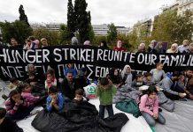 Naufragio deja al menos 3 migrantes muertos en Grecia