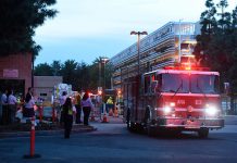 Ocho vehículos quemados tras incendio en Disneyland