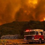 Incendios forestales acechan oeste de Estados Unidos