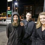 Recauda 225.000 dólares en agradecimiento a desamparado que la ayudó