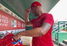 JC Ramírez: «Mi mejor regalo es la vida y mi mamá»