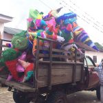 Gobierno municipal entrega piñatas en barrios de Jalapa