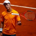 Nishikori se retira y Djokovic alcanza las semifinales