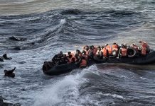 Rescatan a 113 refugiados en aguas de la isla griega de Lesbos