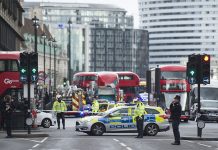 Al menos una mujer muerta y 10 heridos en el ataque terrorista de Londres