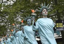 Activistas marchan contra Trump en Londres