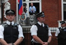Abogado de Assange dice que su cliente pedirá asilo en Francia