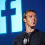 Jefe de Facebook se lanza en campaña