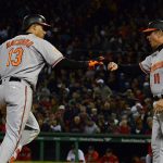 Machado jonronea, Orioles ganan al cerrar serie en Boston