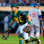Maxwell, receptor de Oakland, es detenido por blandir arma