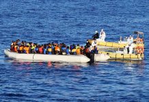 Rescatan a 561 inmigrantes y recuperan un cadáver en el mar Mediterráneo