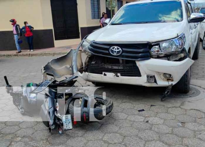 nicaragua, juigalpa, motociclista, accidente vial, policia, cruz roja,