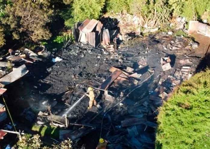 Hallan cuerpo de un hombre dentro de casa quemada en Heredia