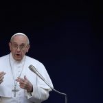 Papa: Migración no es peligro, sino reto para las sociedades