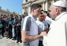 Papa Francisco recibe a sobrevivientes del Chapecoense