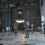 Atentado en santuario de Pakistán deja 75 muertos