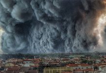 Suben a 32 los muertos por incendios en Portugal