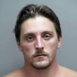 Buscan a hombre que robó armas y lanzó manifiesto anti Trump