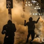 Más de 80 detenidos en San Luis tras noche de protestas raciales