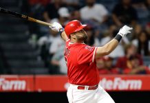 Pujols adelanta a Sosa en la lista de máximos jonroneadores