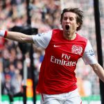El checo Tomas Rosicky se retira del fútbol profesional