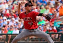 Diamondbacks y Delgado pactan contrato de un año