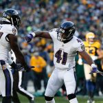 Ravens obligan a 5 pérdidas de balón y vencen a Packers