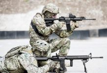 Hombres con rifles de asalto siembran el terror en Estocolmo