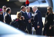 Trump llega a Roma para reunión con el papa