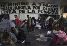 Argentina: Organizaciones sociales marchan para reclamar aumento del salario mínimo