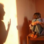 Costa Rica: Director de escuela intentó «fajear» y amenazó con puñal a colegial