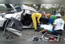 El Salvador: Fuerte accidente deja dos muertos y varios heridos