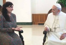 Vaticano aclara felicitación a pareja gay brasileña por bautismo de niños